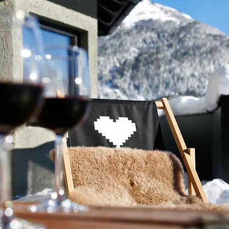 Apartment Heart - Manufaktur *